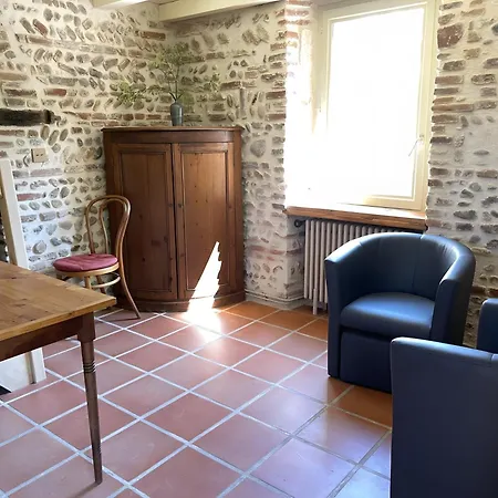 Semesterbostad Le Galet Du Chant Du Buc