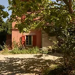 Le Galet Du Chant Du Buc