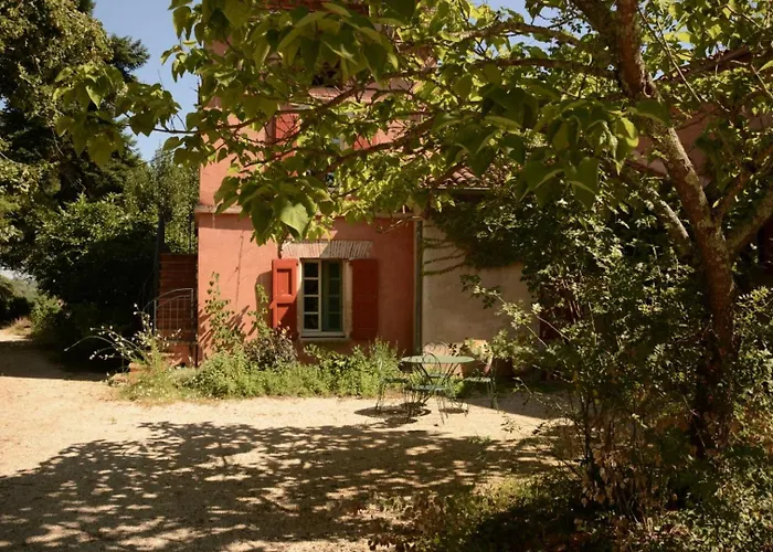 Le Galet Du Chant Du Buc